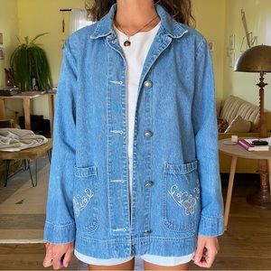 🌹 SOLD 🌹 Vintage 🌿 Tudor Court Denim Floral Embroidered Chore Coat Size M